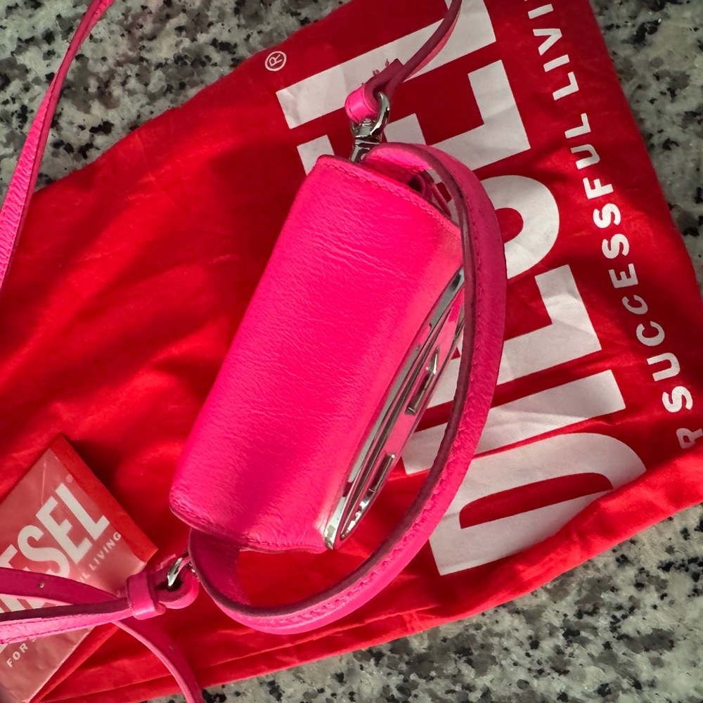 Hot pink diesel mini bag - Picture 2 of 6